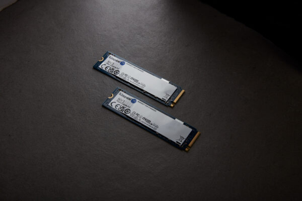 2d982fa119991d2a1a33acf5125766fae6584679-2.jpg Kingston Technology 1000G NV3 M.2 2280 NVMe SSD