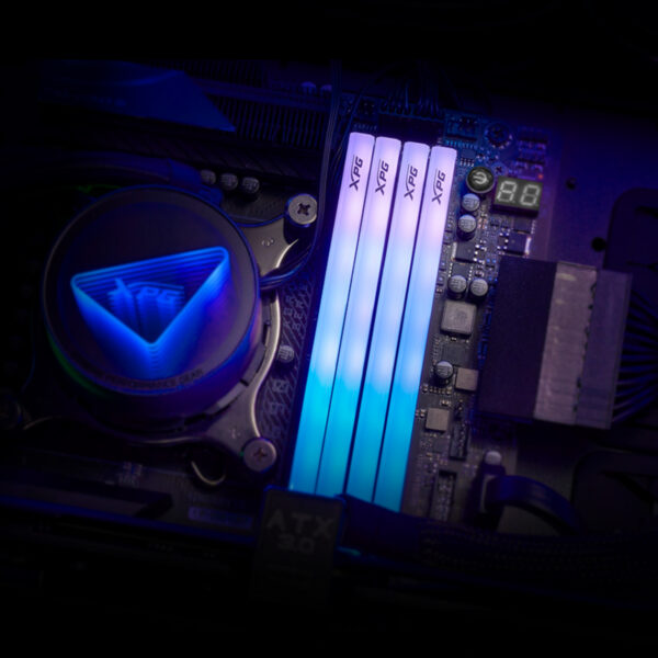 XPG LANCER BLADE RGB DDR5 módulo de memoria 16 GB 1 x 16 GB 6000 MT/s 288-pin DIMM