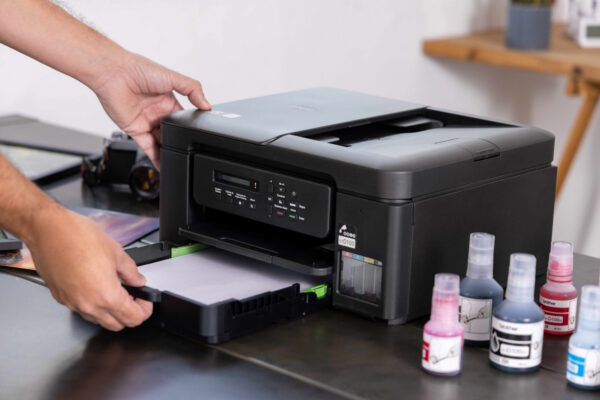 3c7173f8188267c76e954f13bc0c5af1f0794a4c.jpg Brother DCP-T730DW Inyección de tinta A4 6000 x 1200 DPI 27 ppm Wifi
