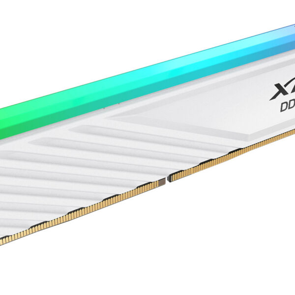XPG LANCER BLADE RGB DDR5 módulo de memoria 16 GB 1 x 16 GB 6000 MT/s 288-pin DIMM