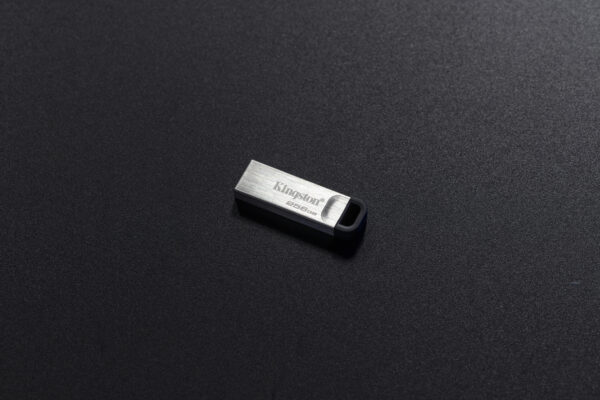 8112e52b1b33cd89adf931e49277d530.jpg Kingston Technology DataTraveler Unidad Flash USB Kyson de 256 GB
