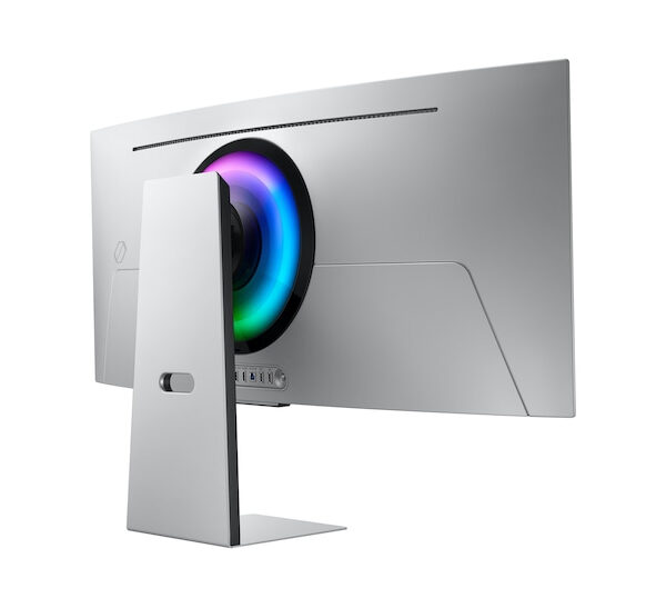 9988e8a06bb2739adbf932ca8b1e99515aef6611.jpg Samsung LS34DG850SLXPE pantalla para PC 86,4 cm (34") 3440 x 1440 Pixeles UltraWide Quad HD OLED Plata