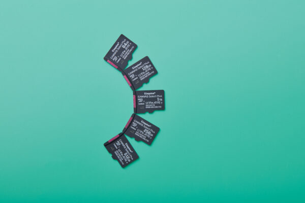 b030f6dfc86a876fd1b7201bc2f6d2d242b8b668.jpg Kingston Technology 128GB microSDXC Canvas Select Plus Gen3 150MB/s A1 (Incluye adaptador de SD)