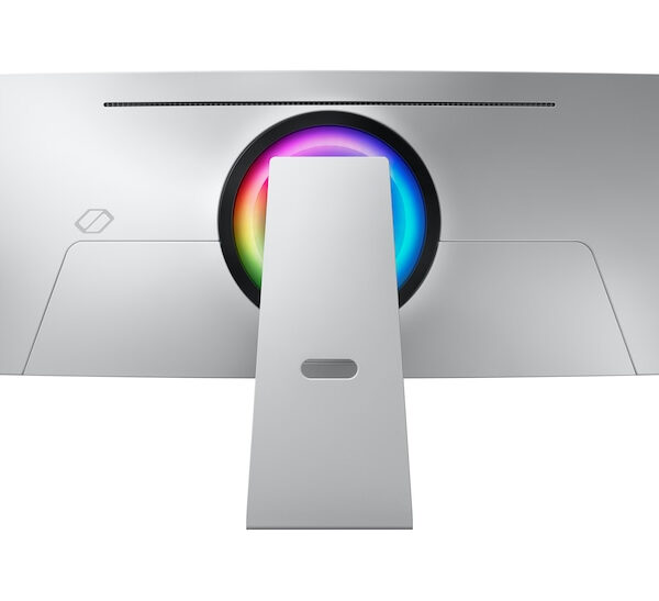 d11c8ff5001cd68caa406b0085fa5182f2a67de4.jpg Samsung LS34DG850SLXPE pantalla para PC 86,4 cm (34") 3440 x 1440 Pixeles UltraWide Quad HD OLED Plata